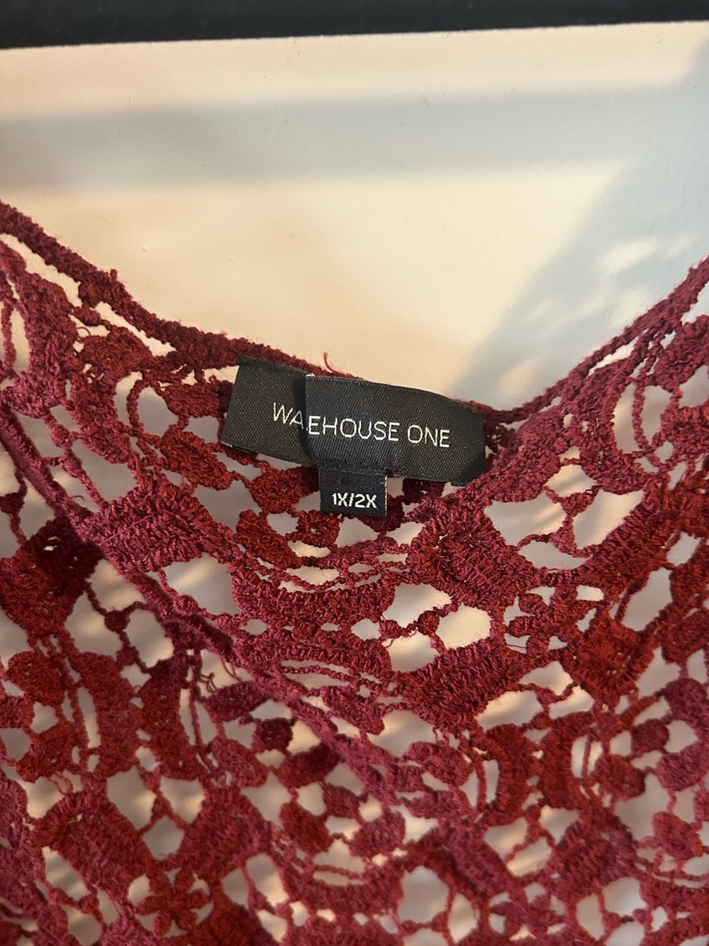 Warehouse Crochet Open-Front Vest - Burgundy - Picture 3 of 4